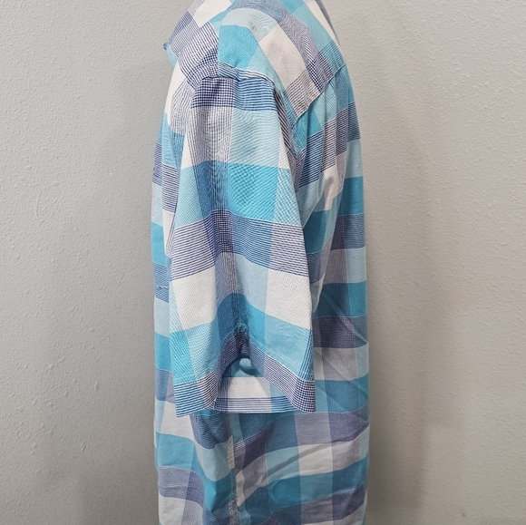 St. John's Bay Easy Care men's button short sleeve XXL - Picture 3 of 6